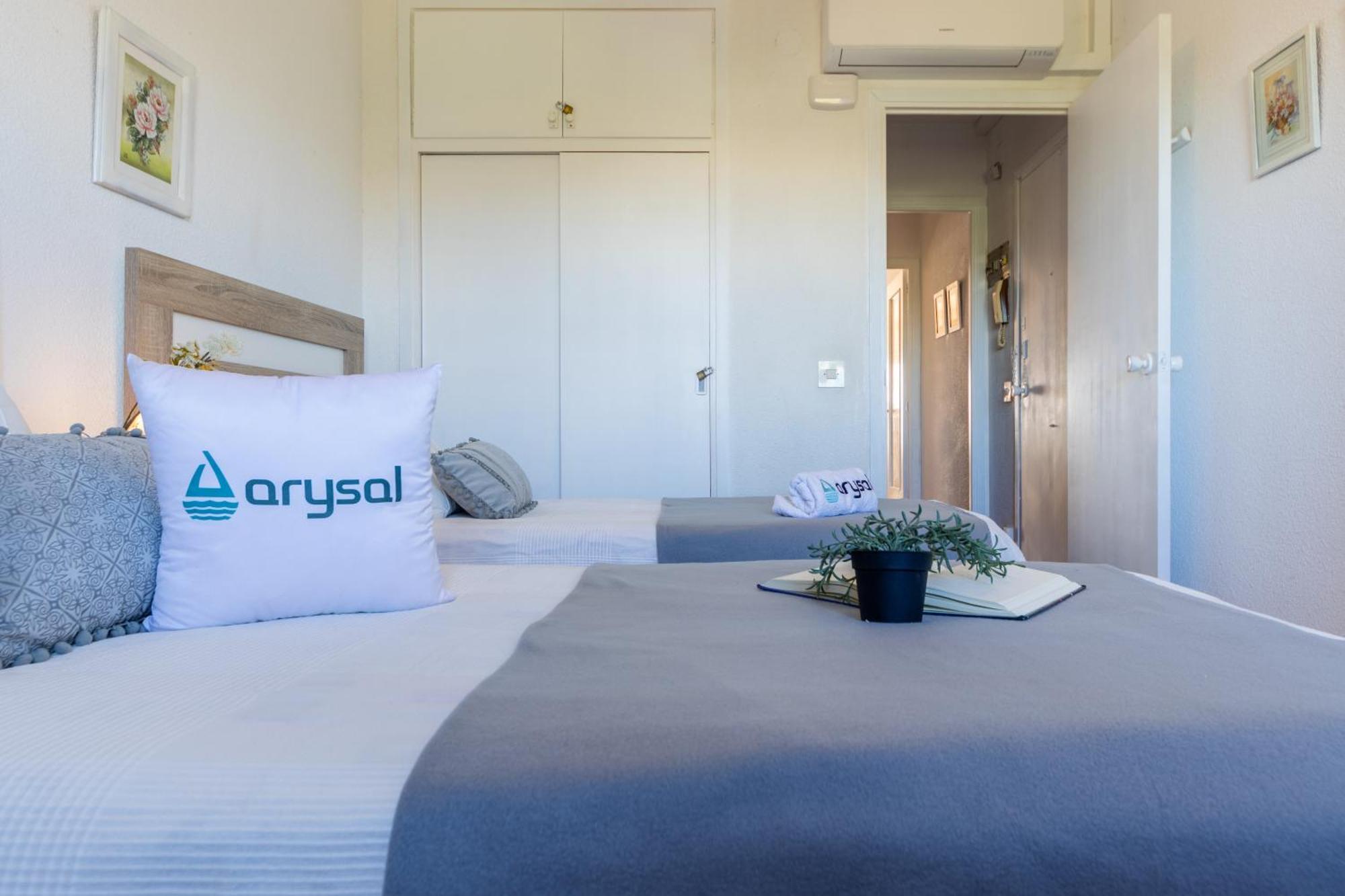 Apartamentos Atlas IV سالو المظهر الخارجي الصورة